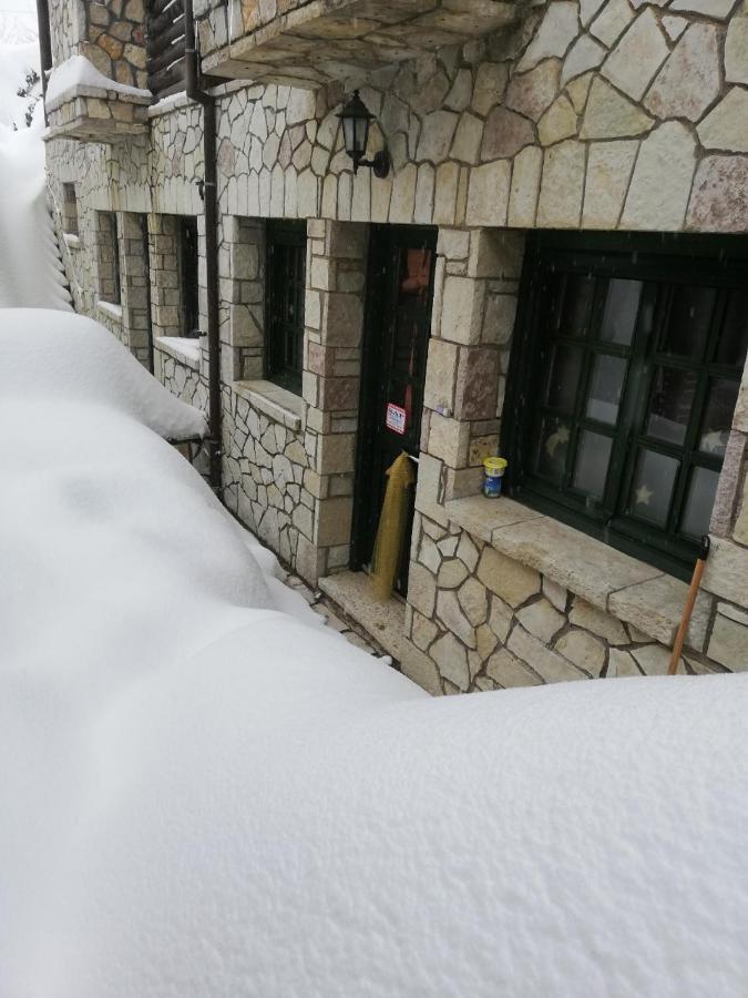 House On The Mountain Villa Eptálofos Eksteriør bilde